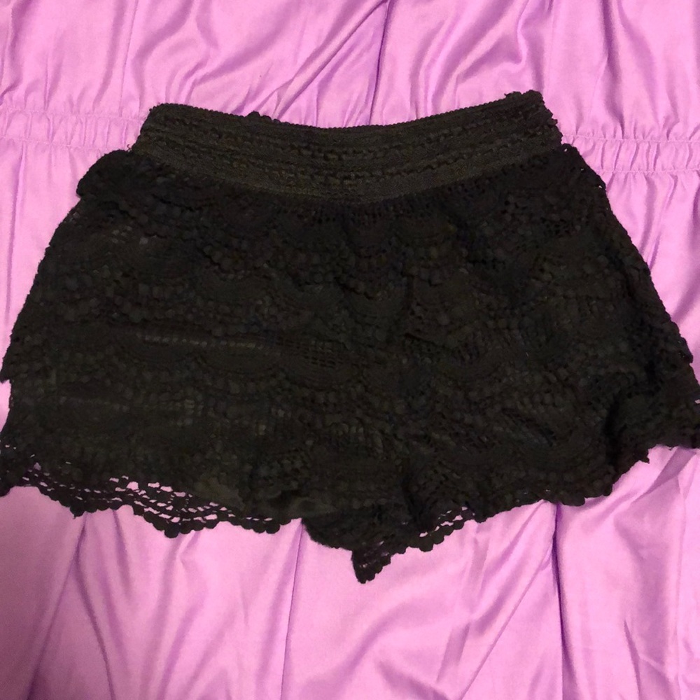S black lace shorts